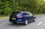 Volkswagen Passat R-Line Estate 2019 года (UK)